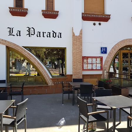 Hostal La Parada Pedro Munoz Bagian luar foto